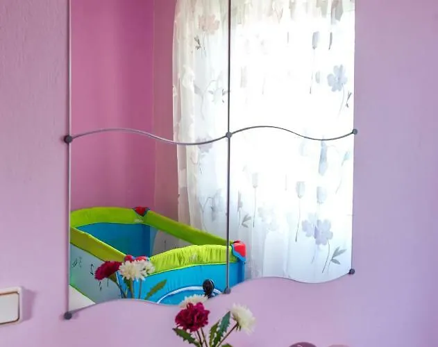 Peris * Néa Péramos