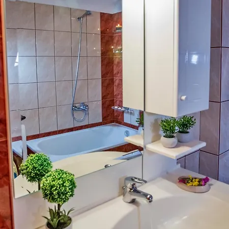 Peris Apartment *