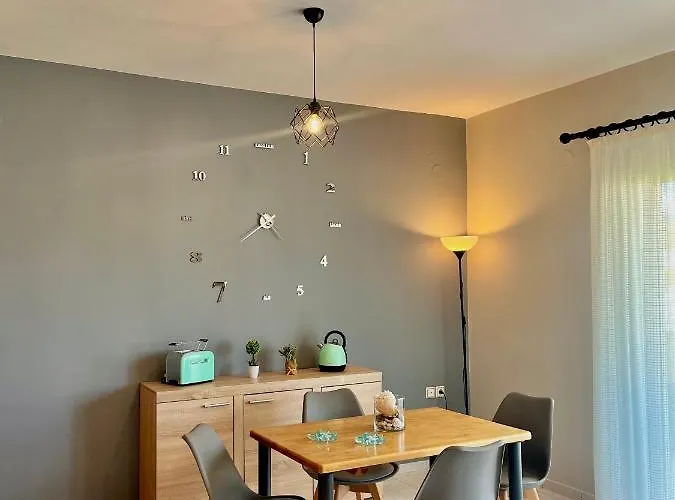 Peris * Néa Péramos