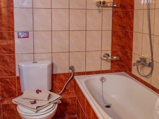 Peris Lägenhet Néa Péramos